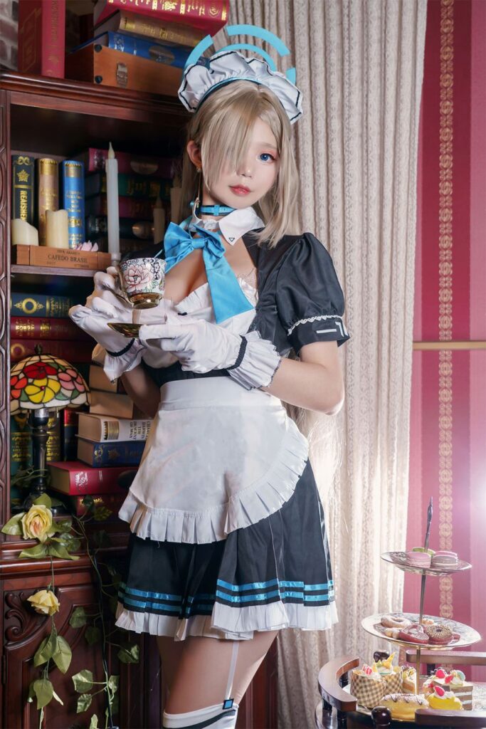 Asuna Blue Archive Cosplay by Yuki Neko