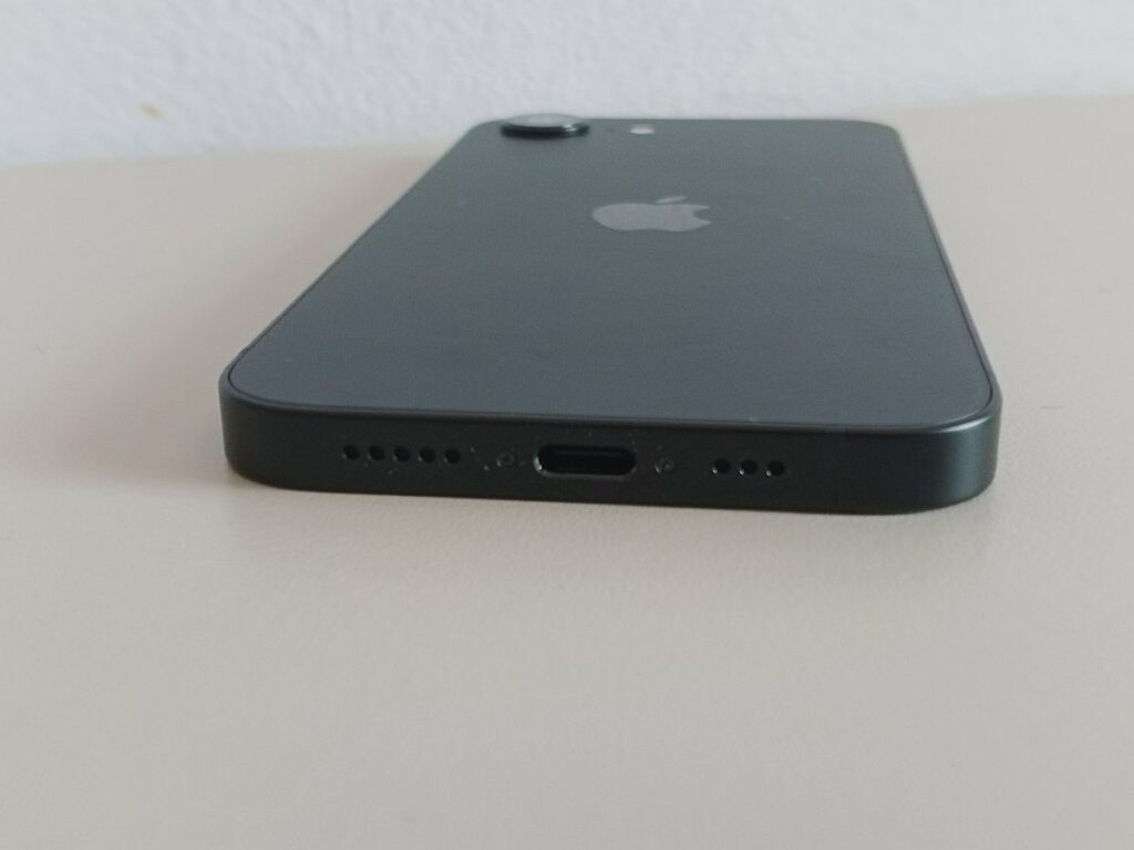 iphone-16e-review