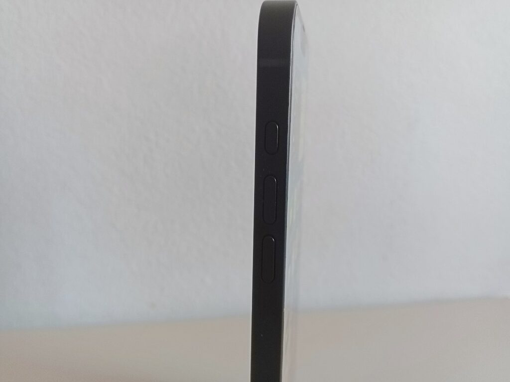 iphone-16e-review