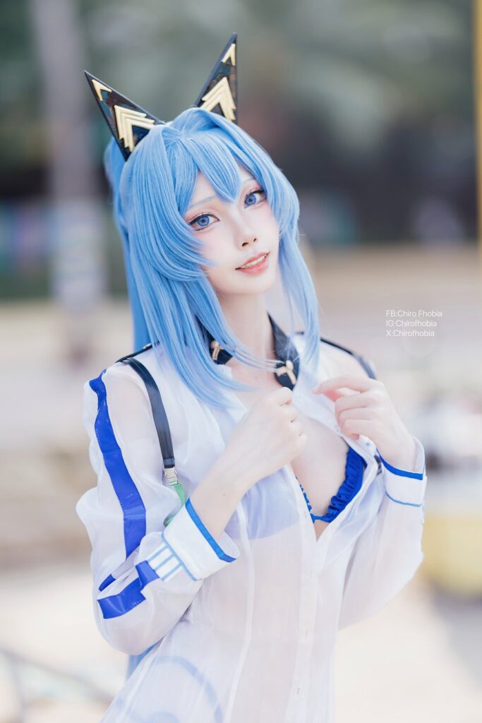 คอสเพลย์ Helm จาก NIKKE ในลุคบิกินี่สุดแซ่บ 5 Helm NIKKE Cosplay by Chiro
