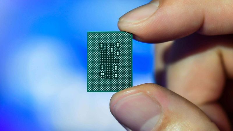 MacBook รุ่นแรกที่ใช้งานชิป ARM จะเปิดตัวในปี 2021 2 MacBook รุ่นแรกที่ใช้งานชิป ARM จะเปิดตัวในปี 2021