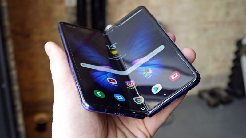 Galaxy Fold รุ่นใหม่อาจมาพร้อมราคาที่ถูกกว่าเดิม 2 Galaxy Fold รุ่นใหม่อาจมาพร้อมราคาที่ถูกกว่าเดิม