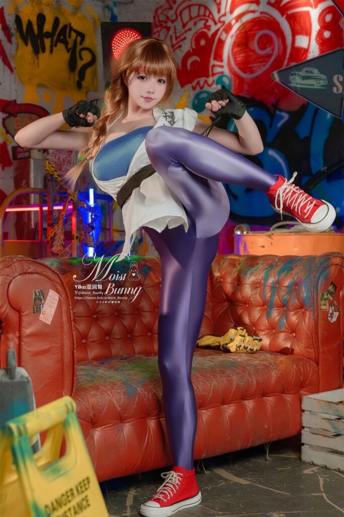 Yaokoututu อวดโฉมในคอสเพลย์ Yuri Sakazaki จาก The King of Fighters XV 2 Yuri Sakazaki The King of Fighters XV Cosplay by Yaokoututu