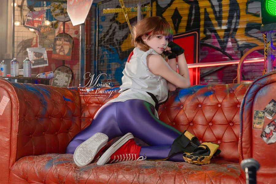 Yaokoututu อวดโฉมในคอสเพลย์ Yuri Sakazaki จาก The King of Fighters XV 4 Yuri Sakazaki The King of Fighters XV Cosplay by Yaokoututu