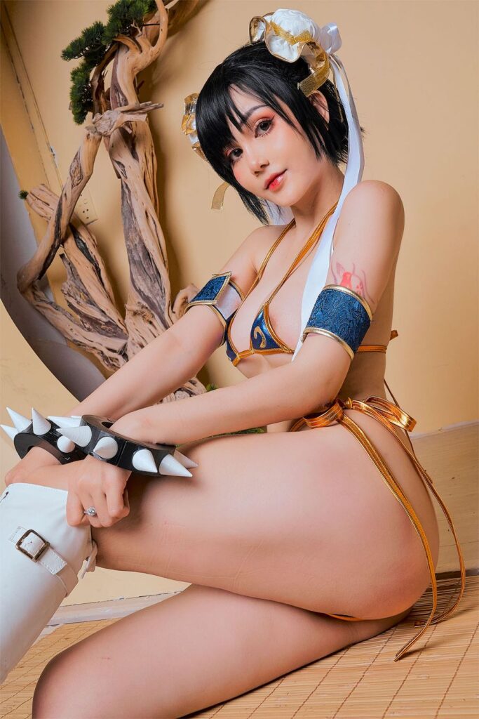 Joyce Lin โชว์แซ่บในคอสเพลย์ Chun-li จาก Street Fighter ในเรต NSFW 4 Chun Li Street Fighter Cosplay by Joyce Lin