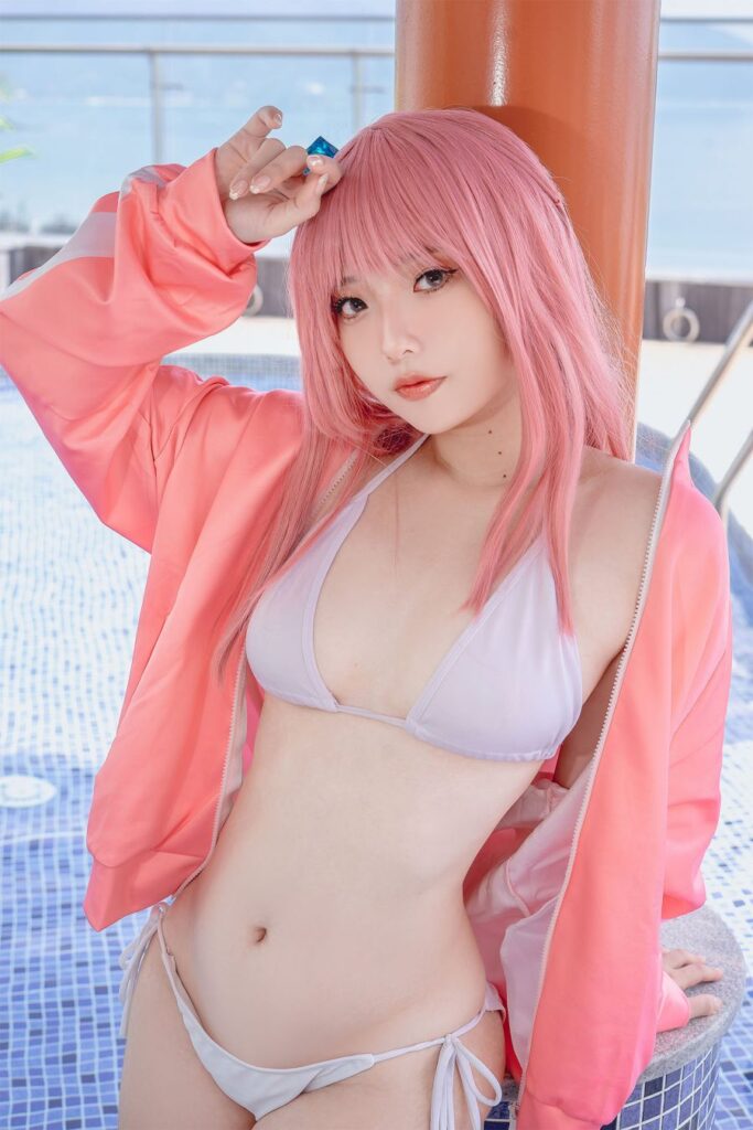 Bocchi Bocchi the Rock! Cosplay by Messie Huang