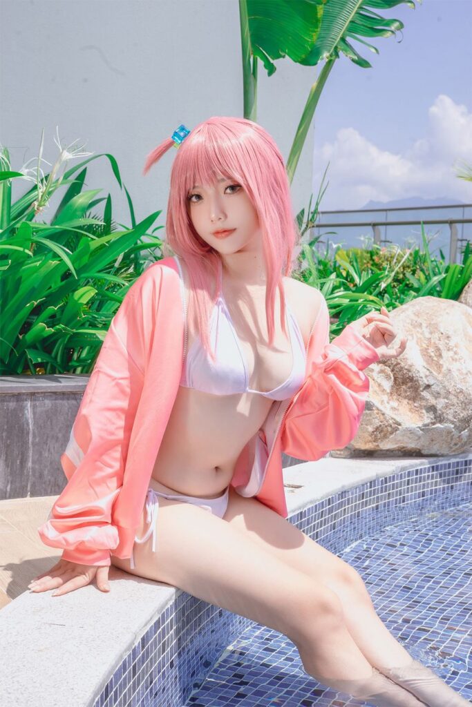 Bocchi Bocchi the Rock! Cosplay by Messie Huang