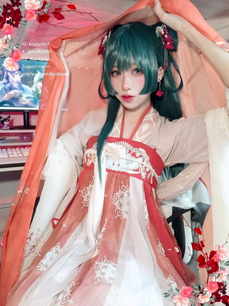 คอสเพลย์ Maomao จากอนิเมะดัง The Apothecary Diaries โดยคุณก้อย 3 Maomao The Apothecary Diaries Cosplay by kyoko