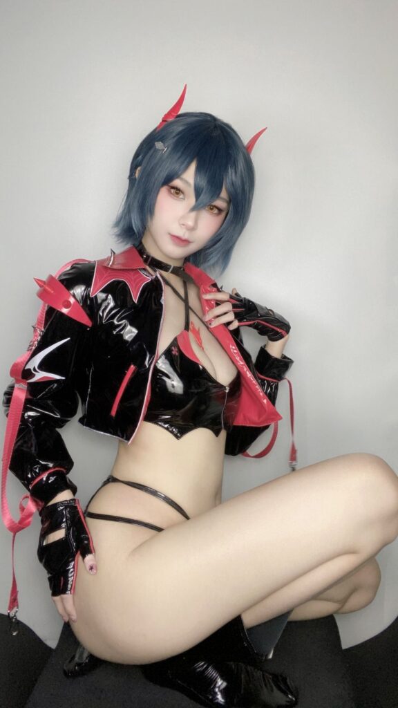 คุณโชจิจัดเต็มโชว์แซ่บในคอสเพลย์ Ulrich จาก Azur Lane 2 Ulrich Azur Lane Cosplay by Choji