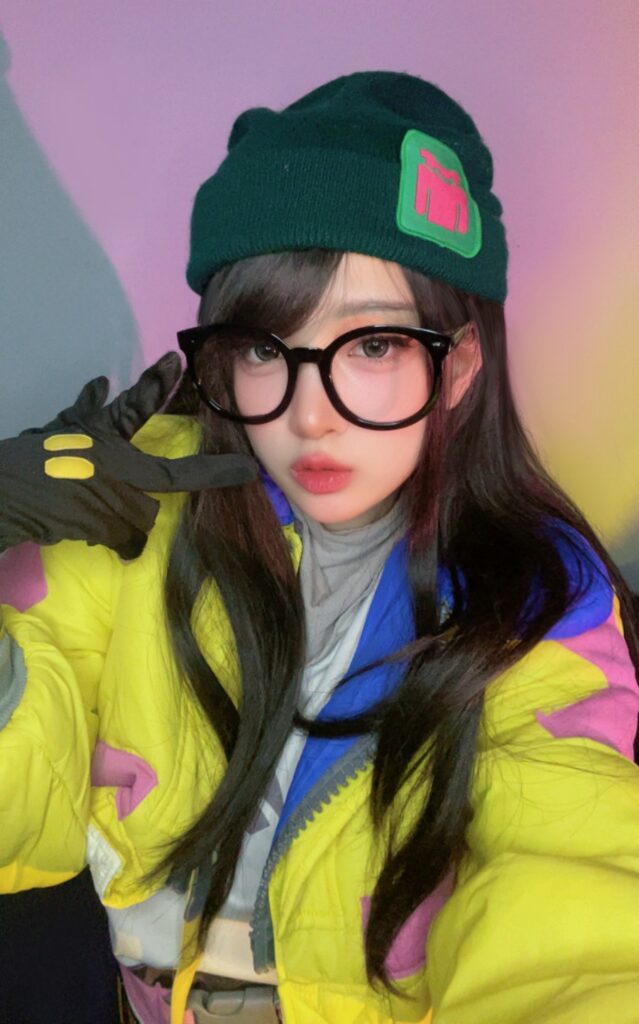 ชาตี้นัวร์ คอสเพลย์เป็น Killjoy จาก Valorant เผยความน่ารักและสดใสในชุดสุดสะดุดตา 2 Killjoy Valorant Cosplay by Chattynoir