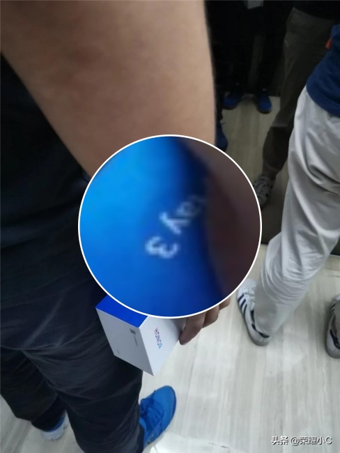 Honor อาจเปิดตัวเกมมิ่งโฟนรุ่นใหม่จากตระกูล Honor Play เร็วๆนี้ 2 Honor อาจเปิดตัวเกมมิ่งโฟนรุ่นใหม่จากตระกูล Honor Play เร็วๆนี้
