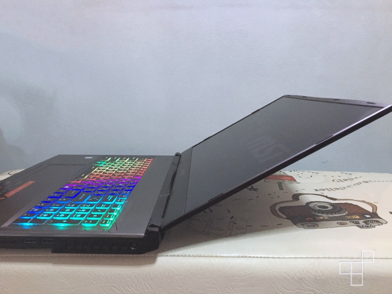 [รีวิว] MSI GP75 Leopard 9SD เกมมิ่งโน้ตบุ๊คสุดแรง มีทุกอย่างครบจบครบในเครื่องเดียว