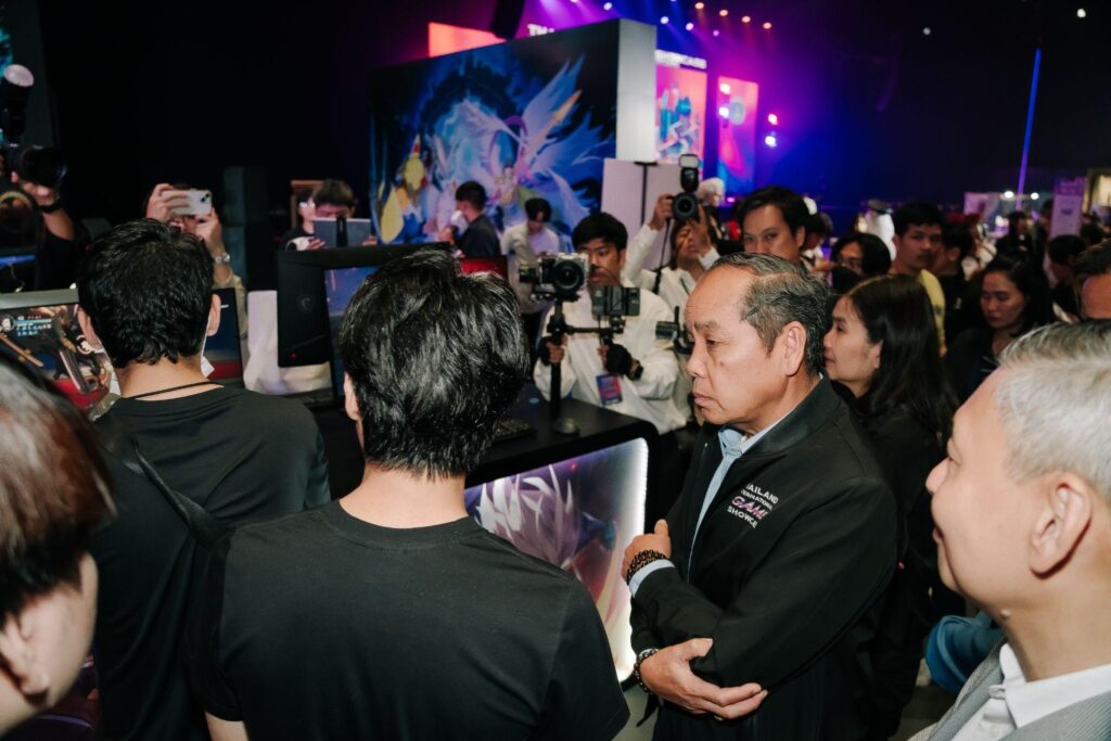 บรรยากาศวันแรกสุดคึกคัก! บูธ Crystal of Atlan ในงาน TIGS 2025