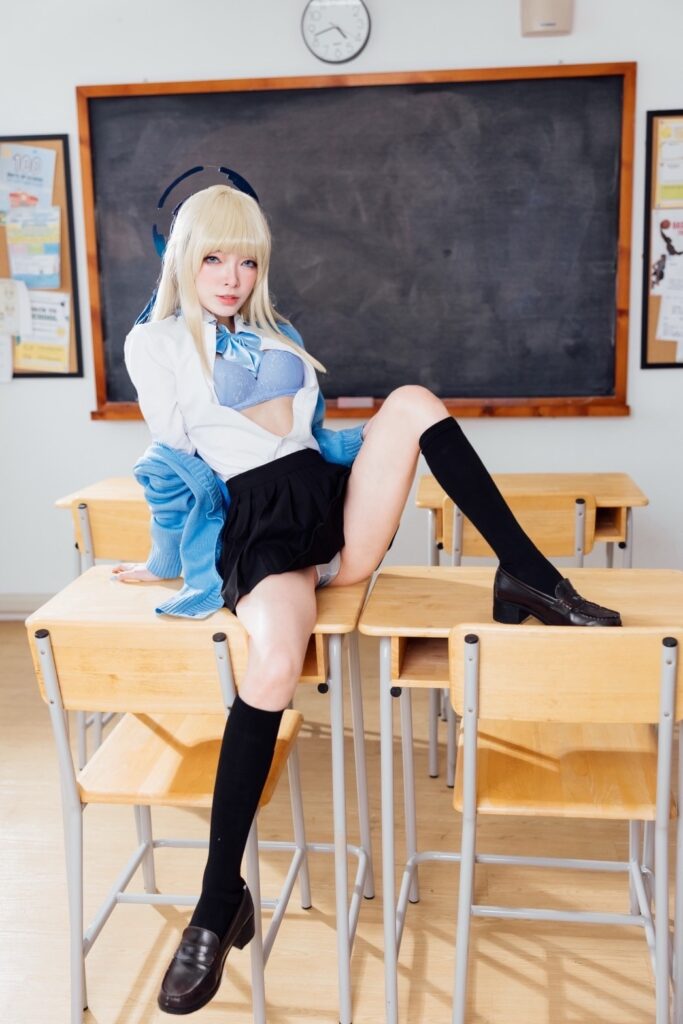 คุณเป๊ปซี่ คอสเพลย์เป็น Asuma Toki จาก Blue Archive ที่ดื้อโดนใจสุด ๆ 7 Toki Blue Archive Cosplay by Pepzi Chibi