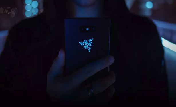 AIS จัดให้เอาใจเกมเมอร์! นำ Razer Phone 2 เข้าไทยแล้ว