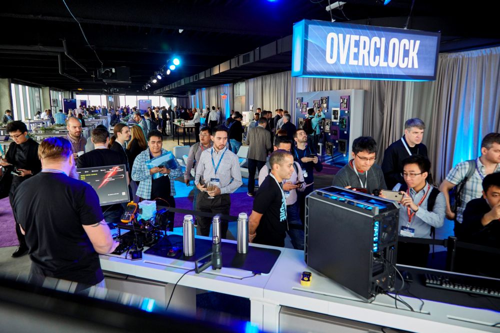 Intel เปิดตัว CPU รุ่นที่ 9 ตัวใหม่ดียิ่งขึ้นสำหรับการเล่นเกม 3 Intel เปิดตัว CPU รุ่นที่ 9 ตัวใหม่ดียิ่งขึ้นสำหรับการเล่นเกม