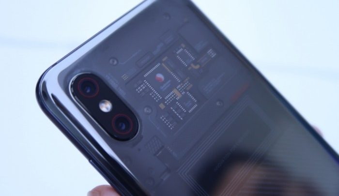 น่าโดน! Xiaomi เผยภาพมือถือโปร่งใส มองเห็นภายในได้ 3 น่าโดน! Xiaomi เผยภาพมือถือโปร่งใส มองเห็นภายในได้