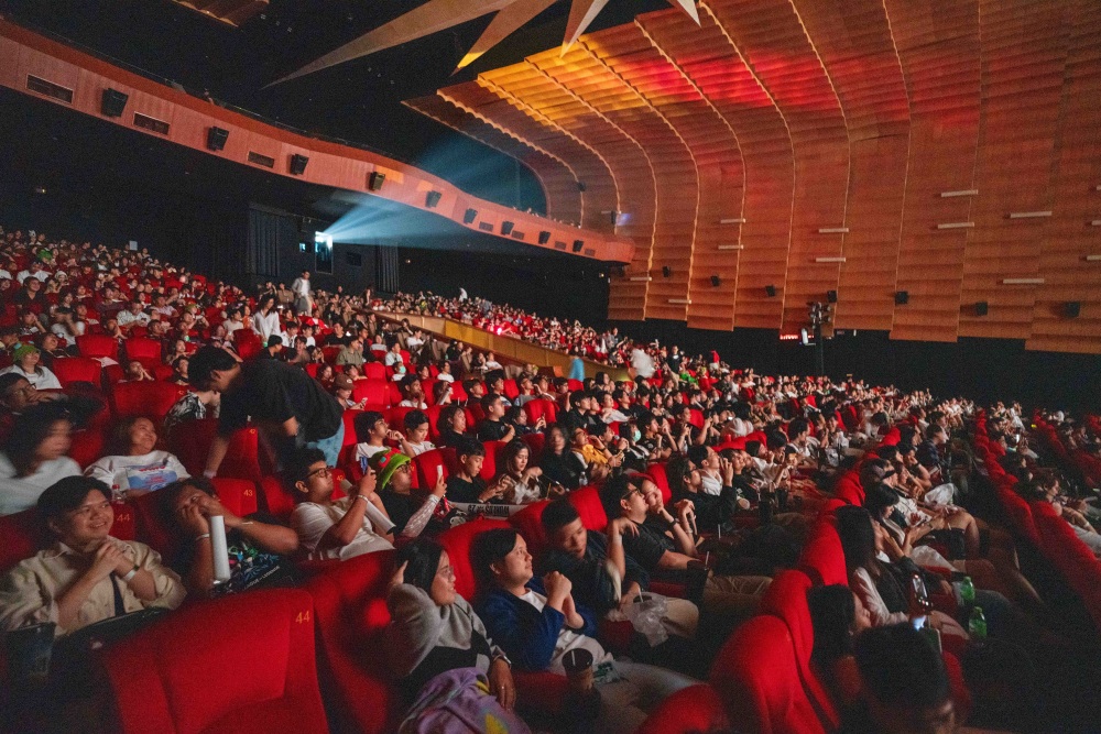 แฟนลีกไทยเชียร์สุดใจ! T1 คว้าแชมป์โลกสมัยที่ 6 ติดต่อกันใน Worlds 2025