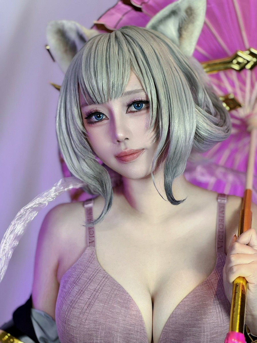 คุณเกรซโชว์ความแซ่บแบบเต็ม ๆ ในร่าง Liliana จาก ROV เวอร์ชั่นบิกินี 3 Liliana ROV Cosplay by Grace