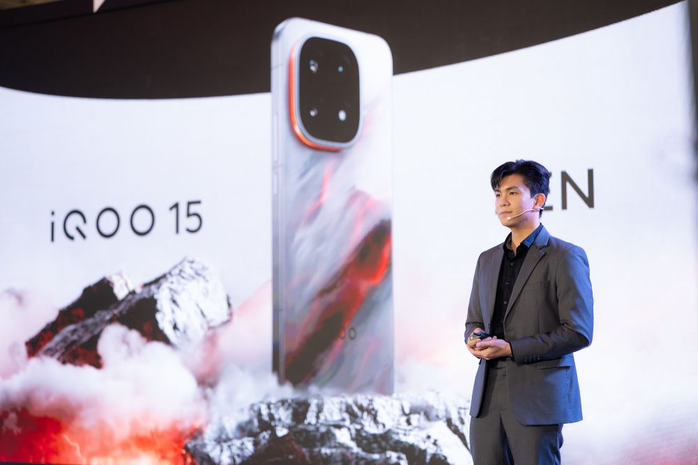 สัมผัสนิยามแห่งพลังที่สร้างมาเพื่อ MVPs บน iQOO 15 3 สัมผัสนิยามแห่งพลังที่สร้างมาเพื่อ MVPs บน iQOO 15