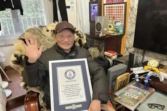 ไอดอลผมเลยครับจารย์! คุณปู่วัย 91 เล่น Resident Evil Requiem จบ ด้วยสกิลเพลย์ตัวเองล้วน ๆ