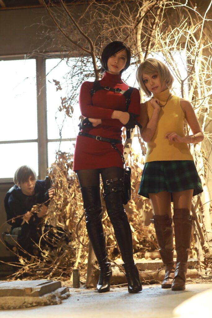 เรือใหม่ Resident Evil? ไวรัลคอสเพลย์ Ada Wong x Ashley Graham โดย Tsukishima Kei และ ku_rumi_yukyo