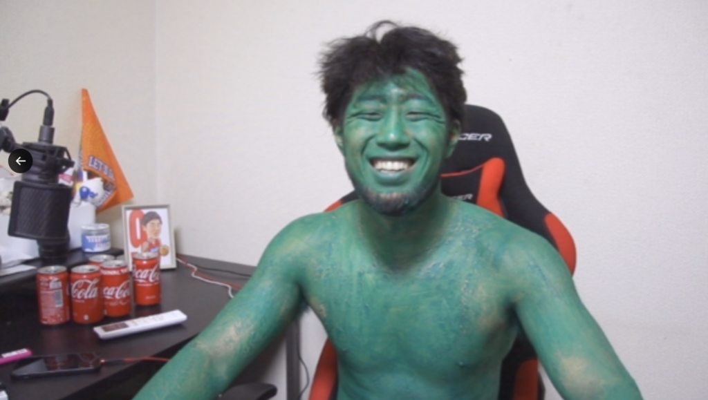 หาทำ! Vanzi สตรีมเมอร์ญี่ปุ่นทาสีเขียวทั้งตัว แทน Green Screen 2 หาทำ! Vanzi สตรีมเมอร์ญี่ปุ่นทาสีเขียวทั้งตัว แทน Green Screen