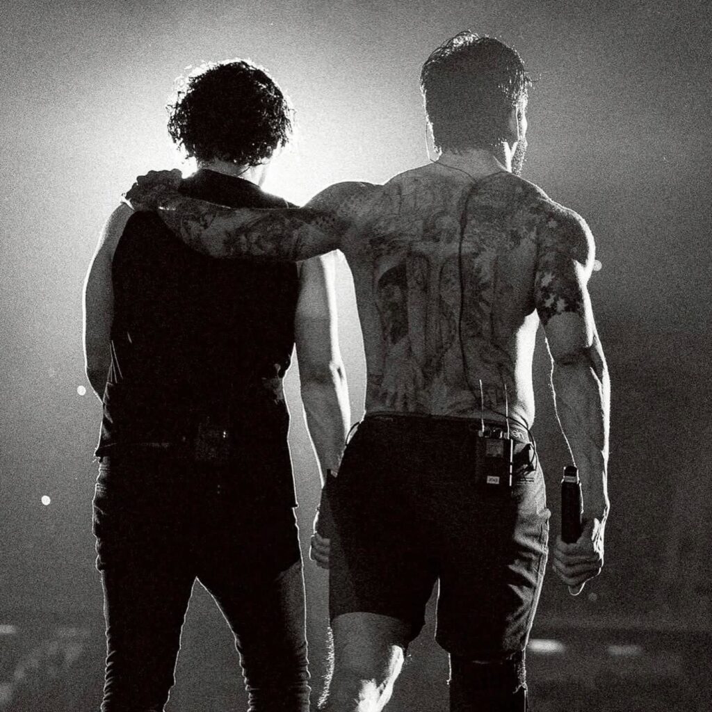 เมื่อพี่โอม Cocktail ร่วมยินดีรียูเนียน BigAss แต่ก็ไม่วายที่จะชวนพี่เจ๋งเล่นเกม