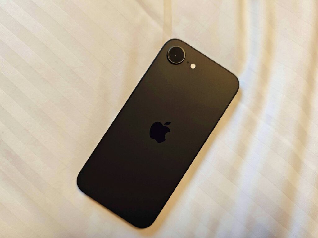 tig-iphone-17e-review