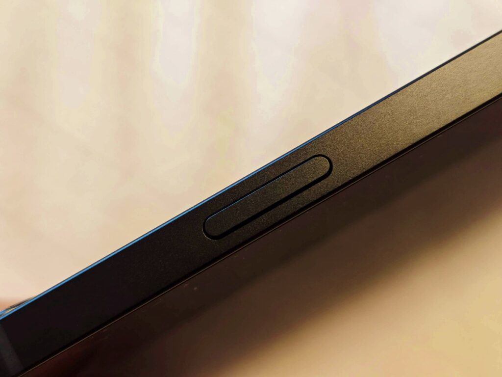 tig-iphone-17e-review