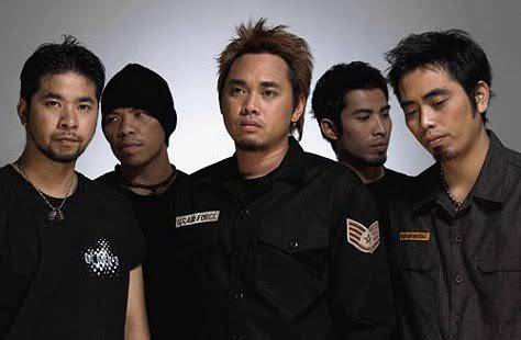 เมื่อพี่โอม Cocktail ร่วมยินดีรียูเนียน BigAss แต่ก็ไม่วายที่จะชวนพี่เจ๋งเล่นเกม