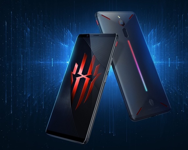 [หมัดต่อหมัด] ฉลามดำแห่ง Xiaomi VS มนตราสีแดงแห่ง Nubia ใครจะอยู่ใครจะไป