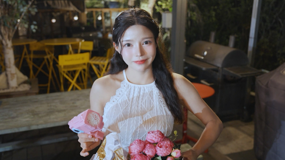 Too Hot to Be True เกมจีบสาว FMV ในรั้วเกสต์เฮาส์ 5 Too Hot to Be True เกมจีบสาว FMV ในรั้วเกสต์เฮาส์