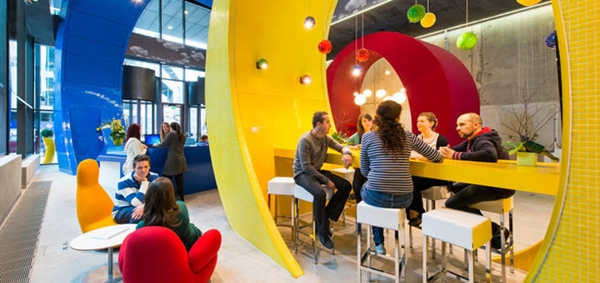 เอาแล้ว! Google เตรียมสร้างชุมชนเกมมือถือภายในบริษัท 2 เอาแล้ว! Google เตรียมสร้างชุมชนเกมมือถือภายในบริษัท